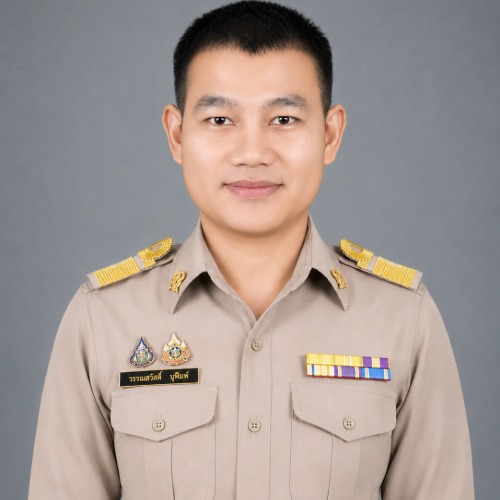 นายไมตรี คงทัพ
